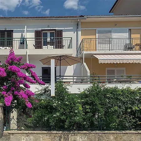 Appartement Beach Apartment